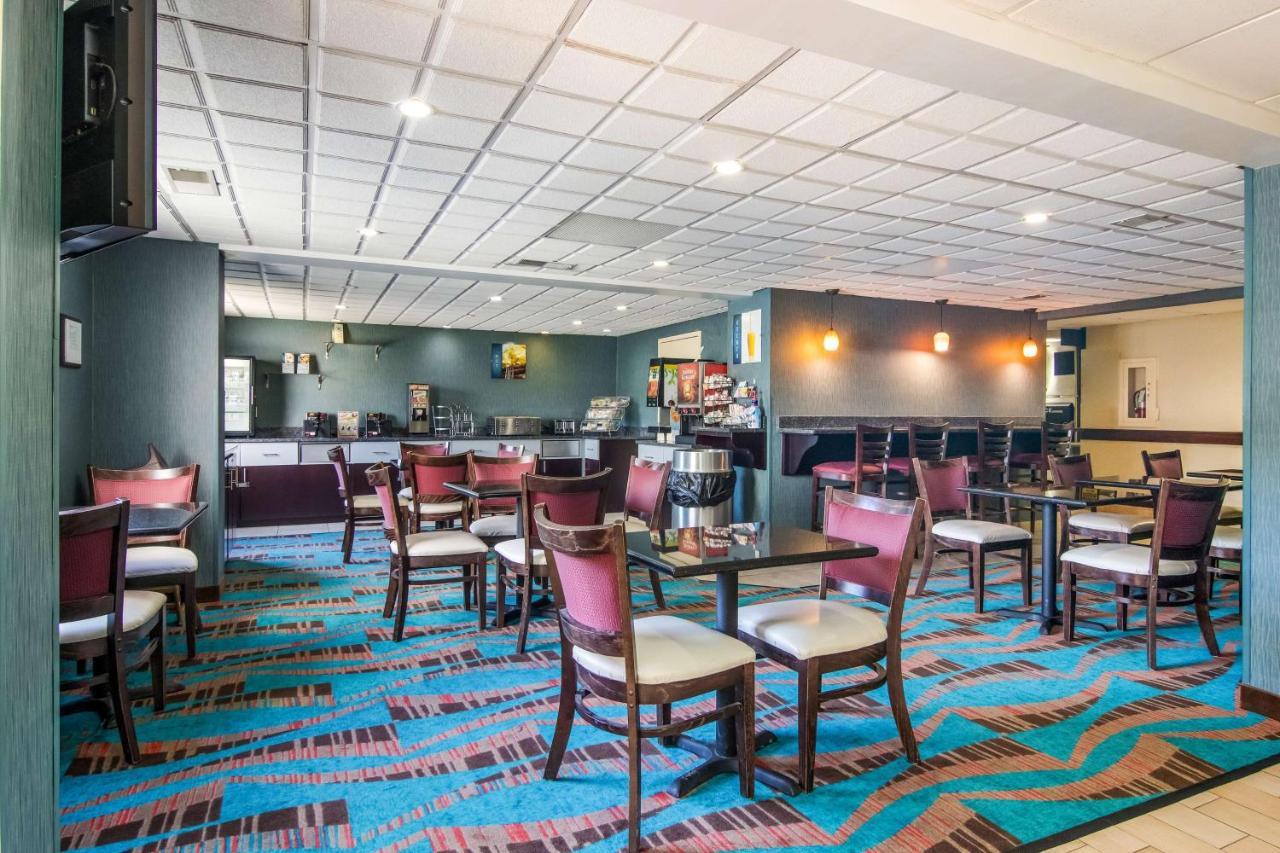 Best Western Dutch Valley Inn Ню Филаделфия Екстериор снимка