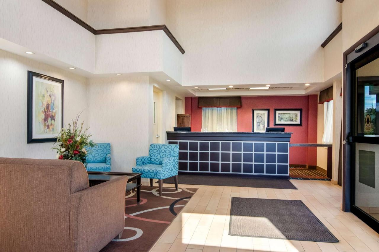 Best Western Dutch Valley Inn Ню Филаделфия Екстериор снимка