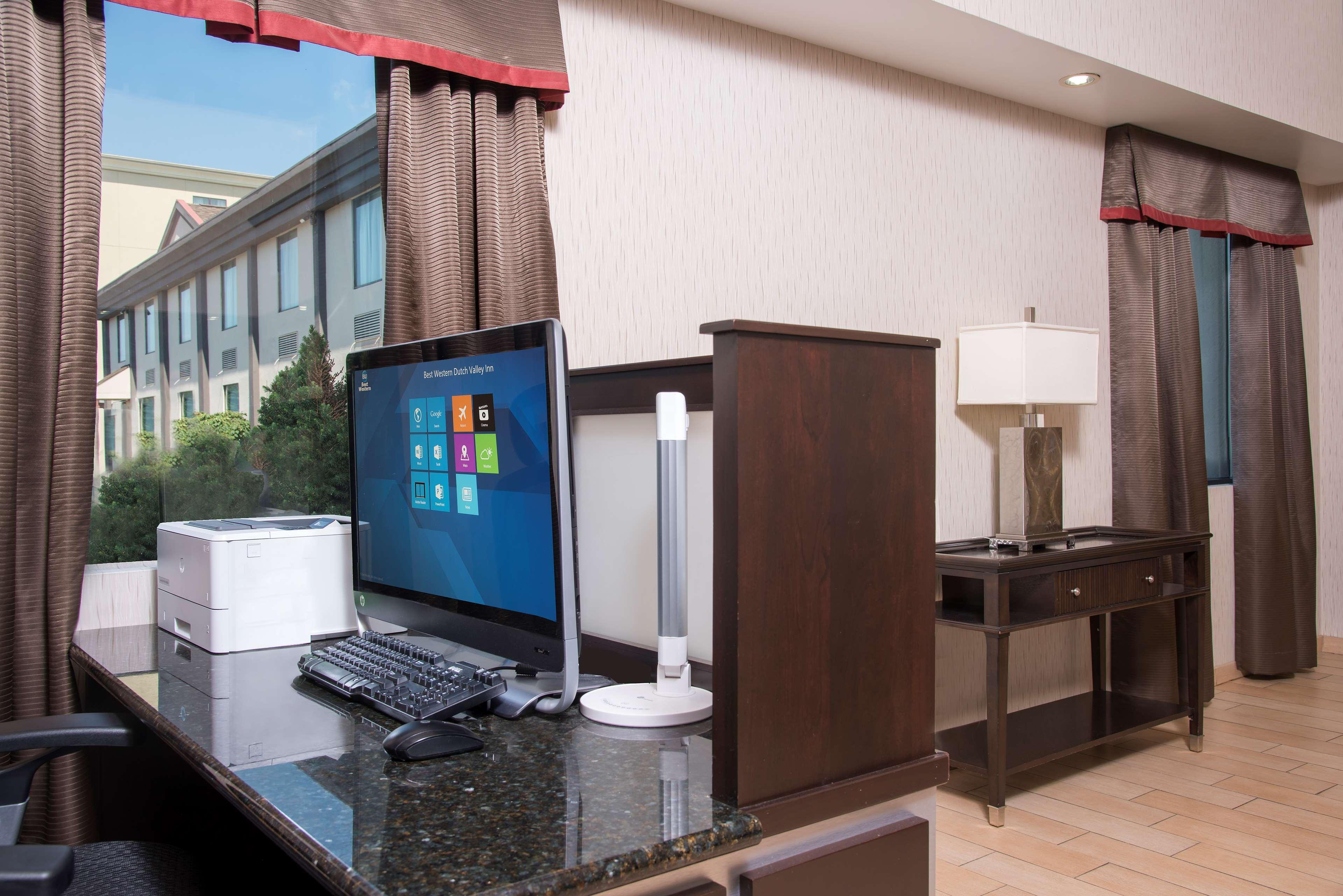 Best Western Dutch Valley Inn Ню Филаделфия Екстериор снимка