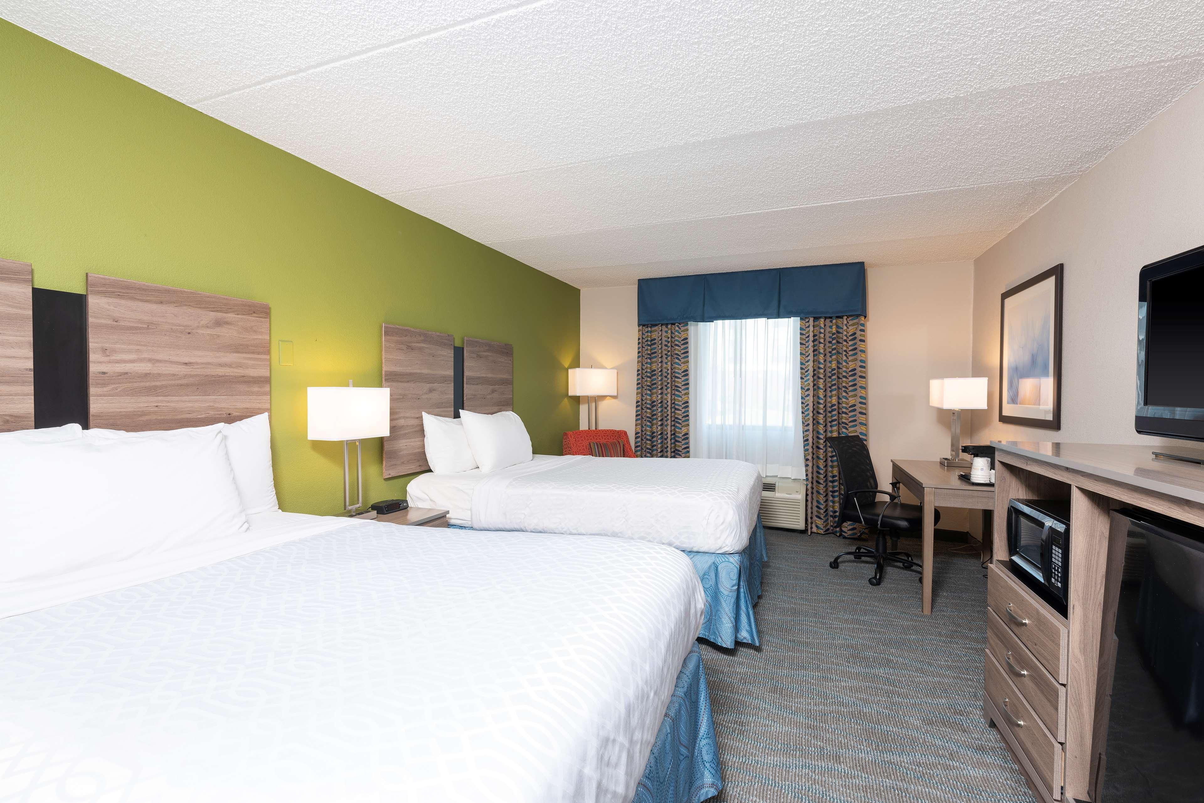 Best Western Dutch Valley Inn Ню Филаделфия Екстериор снимка